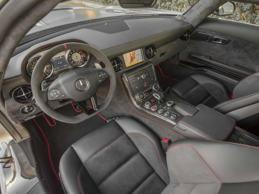  Mercedes-Benz SLS AMG Black Series 2013 года  (US) (фото 12 из 12)